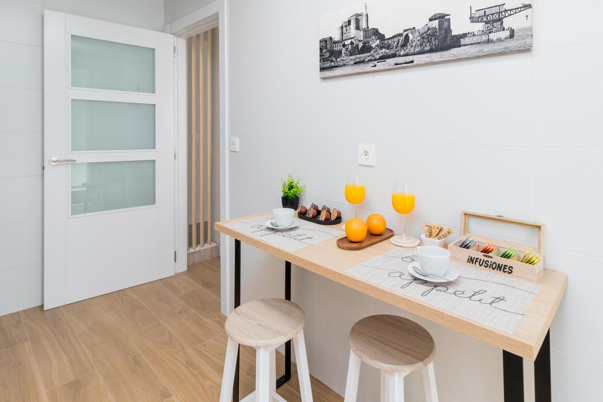 Home In Castro Con Parking Castro Urdiales Exterior photo